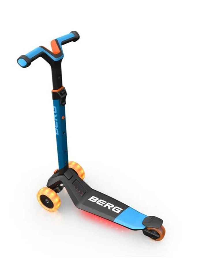 Berg Nexo Foldable Scooter with LED Lights - Image 2