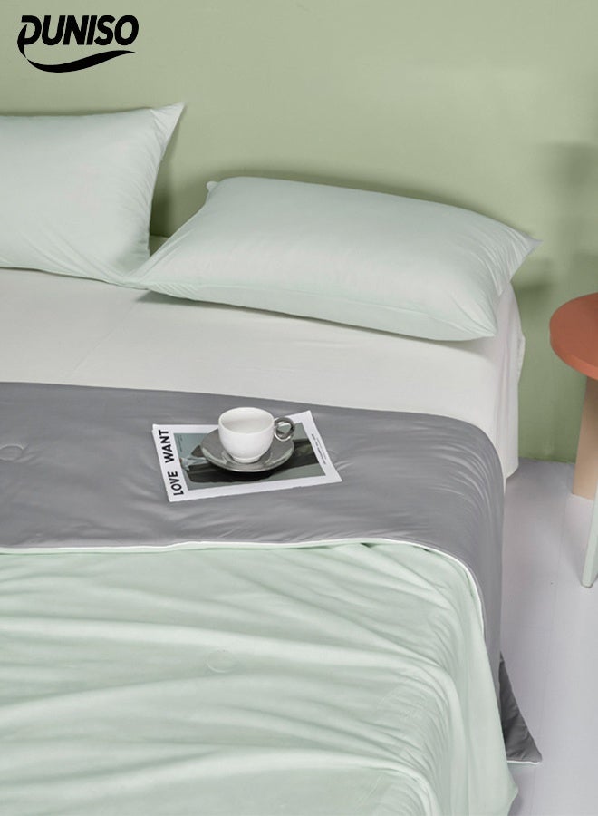 DUNISO Ice Silk Summer Quilt，Summer Simple Ice Silk Quilt，Summer Cooler Quilt, Ice Blanket for Sleeping，Washable Air Conditioning Comforter Quilt，Ultra Soft & Lightweight & Silk Smooth Ice Blanket，180*200cm，Green/Grey  - Image 1