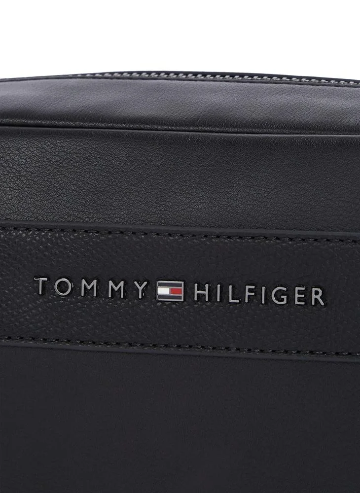 TOMMY HILFIGER WASH BAG