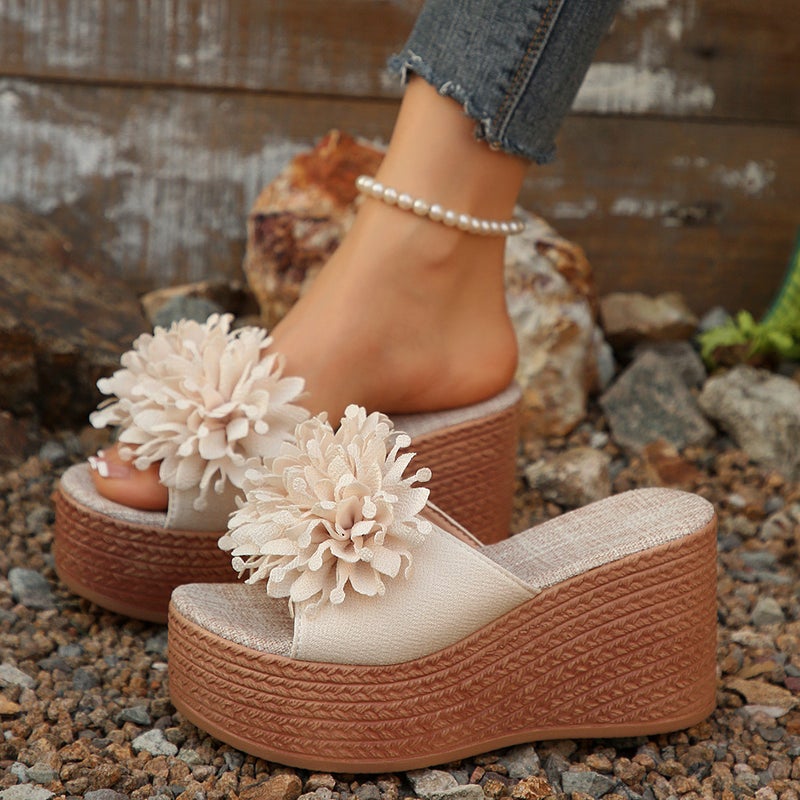Wedge-Heeled Thick-Soled Slippers For Women, Large Size, One-Line Floral Waterproof Platform Sandals - Image 4