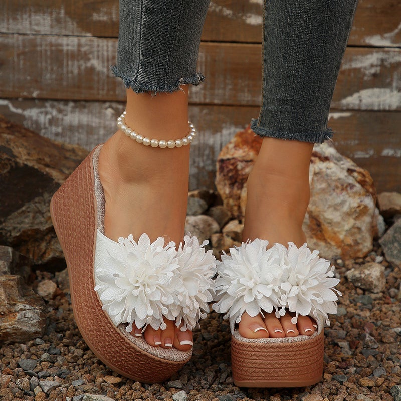 Wedge-Heeled Thick-Soled Slippers For Women, Large Size, One-Line Floral Waterproof Platform Sandals - Image 5