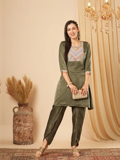 globus Women Sequined Yoke Tunic With Trouser Co-Ords