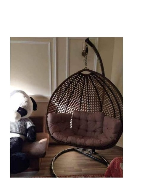 Single rattan swing from Sweet Furniture for gardens, villas, cafes, and rooftops
