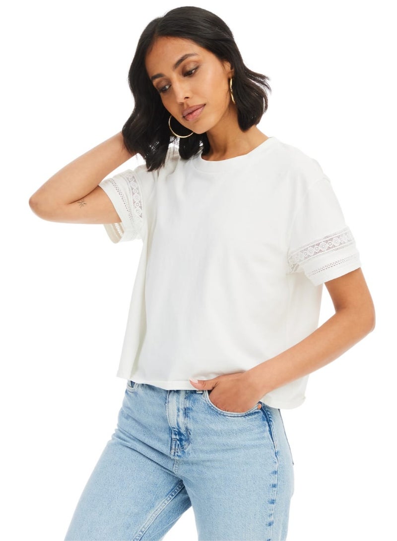 Women’s Iris Cotton Cropped Tee – Scoop Neck, Boxy Fit, Crochet Hem Sleeve  - Image 4