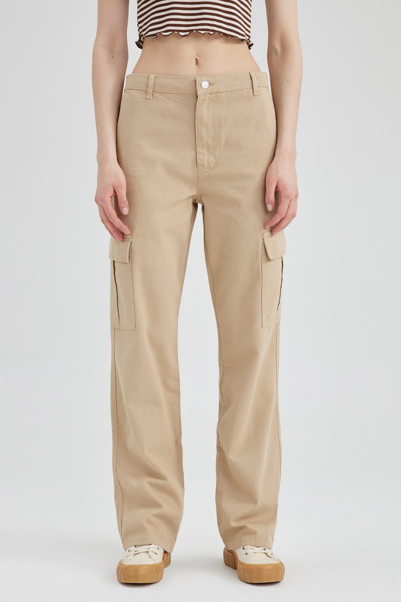 DeFacto Woman Straight Fit Gabardine Cargo Pants - Image 5