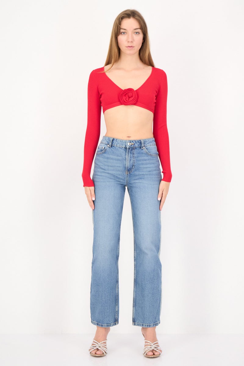 Bershka بلوزة نسائية بأكمام طويلة على شكل حرف V مع ظهر مفتوح، حمراء - Image 4