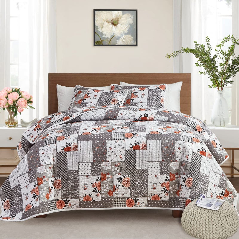 Flysheep Patchwork Quilt Set Full/Queen Size, 3 Pieces Grey Floral Plaid Summer Bedspread Coverlet Set, Soft Microfiber Reversible Lightweight Bed Cover for All Season (90" x 90", 1 Quilt+ 2 Pillow Shams) - Image 1
