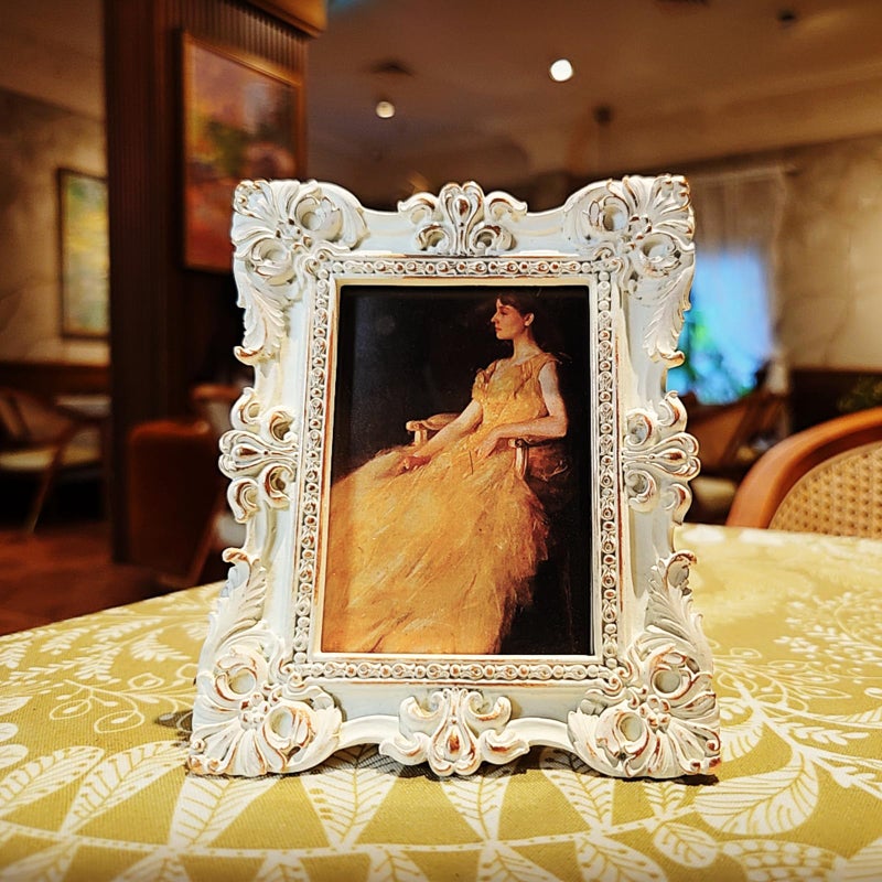 CISOO 2.5x3.5 Vintage Small Picture Frame  Antique Ornate White anad Gold Wallet Size Photo Frame  for Table Top and Wall Display  Decorative Floral Design Retro Home Decor  Photo Gallery Art - Image 2