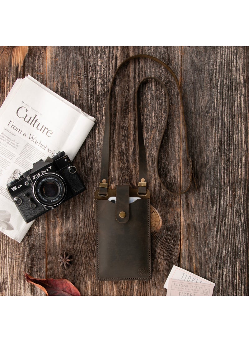 Vagave Women's Genuine Leather Phone Bag with Shoulder Strap and Money and Card Compartment  - Image 2