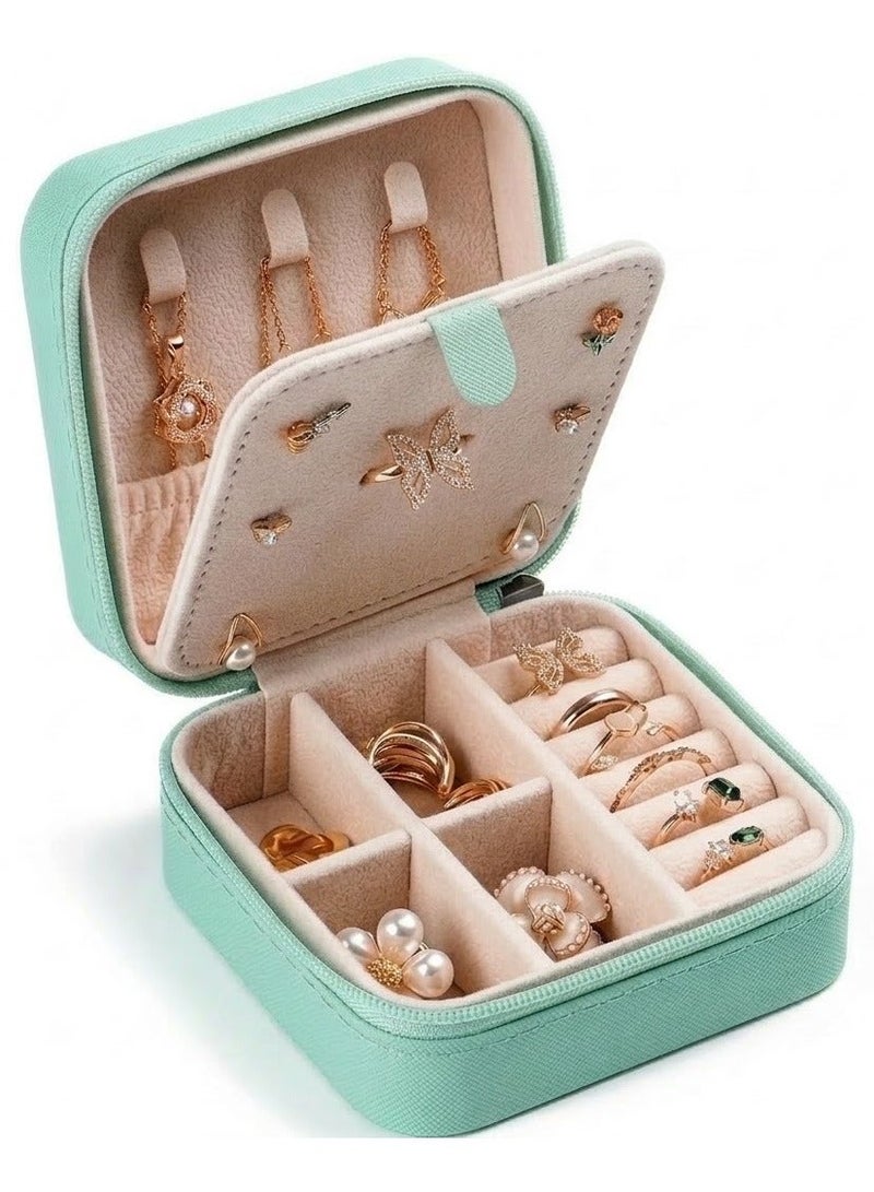 لوكاداه صندوق منظم مجوهرات للسفر للنساء، علبة مجوهرات صغيرة محمولة بسحاب، صندوق تخزين من الجلد الصناعي للخواتم والأقراط والقلائد، منظم مجوهرات صغير الحجم لحقيبة اليد - متعدد الألوان - Image 2