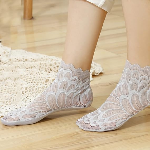 WKLOUYHE Women's Transparent Ultra-Thin Flower Lace Socks Mesh Short Ankle Socks Summer_Multicolour,Pack Of 05 - Image 5