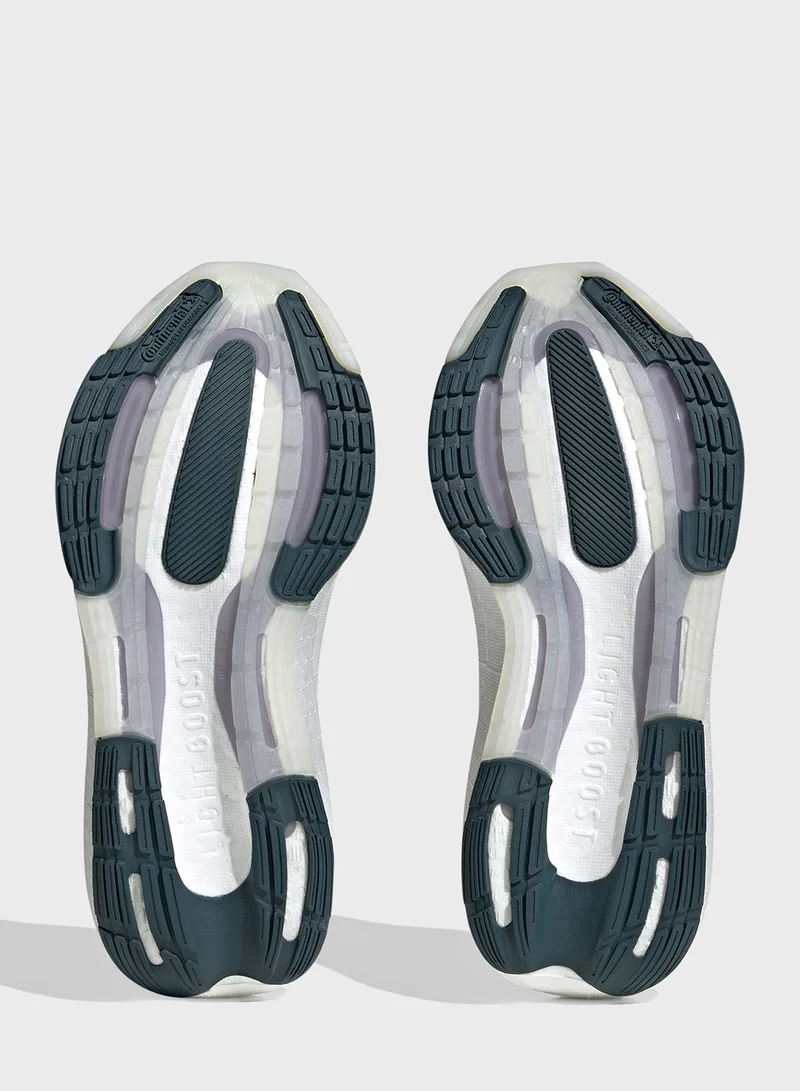 adidas حذاء Ultraboost الخفيف
