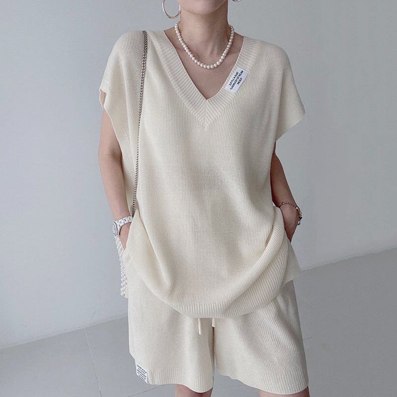 South Korea Chic Sweet V-Neck Loose Letter Sticker Short-Sleeved Knit Sweater Drawstring High Waist Casual Wide-Leg Shorts for Women Apricot - Image 4
