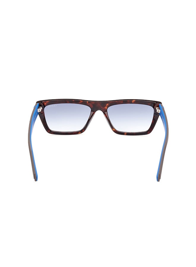 GUESS نظارات شمسية مستطيلة حماية من الأشعة فوق البنفسجية للرجال - GU0012052W55 - حجم العدسة: 55 مم - Image 4