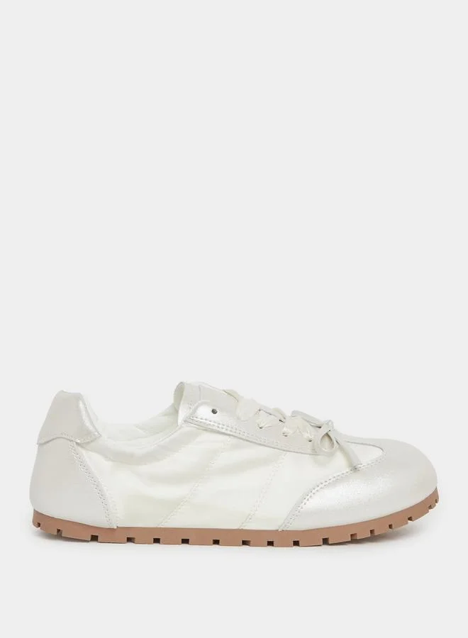 Styli Styli Bow Detail Lace Up Sneakers