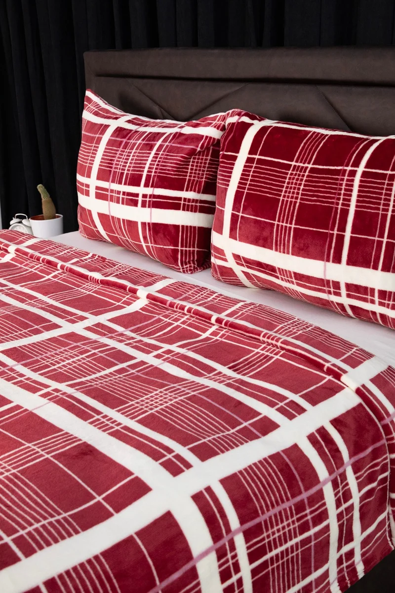 Favora 3 Piece Woolly Double Blanket Bedspread Set - Claret Red