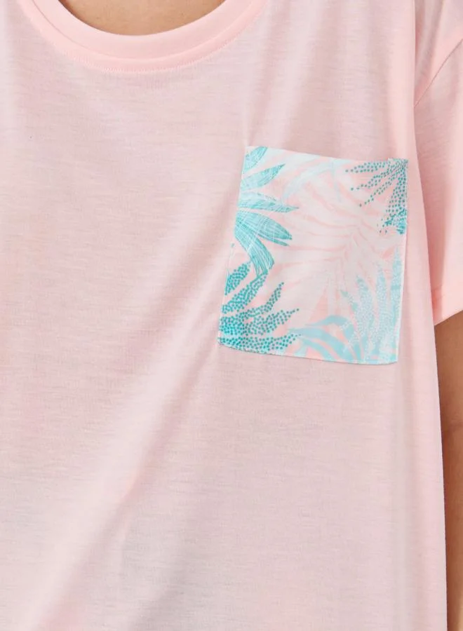 Styli Styli Leafy Palm Print Pocket Detail T-Shirt and Pyjama Set