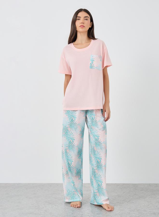 Styli Leafy Palm Print Pocket Detail T-Shirt and Pyjama Set - Image 2
