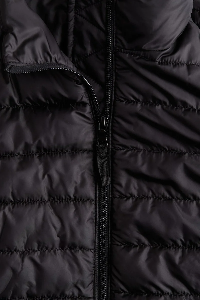 اتش اند ام جاكيت منفوخ لفترة الحمل وبعد الولادة من تشكيلة ماما