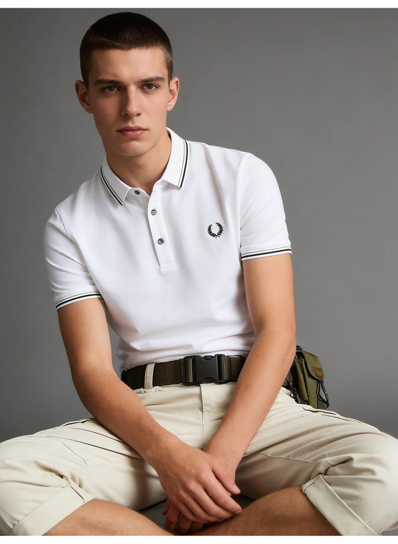 فريد بيري Fred Perry double-pointed Polo shirt | White men's Polo shirt with black striped collar and cuffs, classic modern style, creating timeless casual fashion. - Image 4