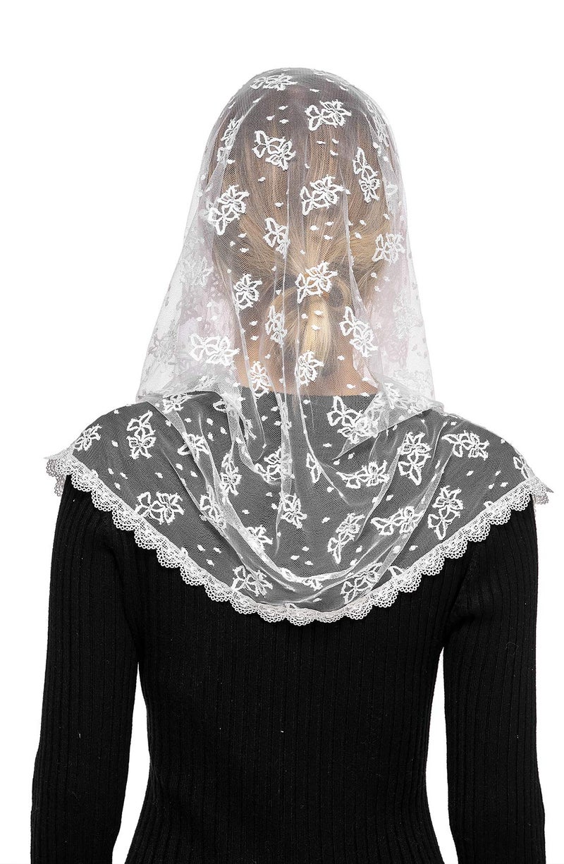Wgior Embroidered Lace Chapel Veil Infinity Mantilla Veils Catholic Church veil Latin Mass Head Covering Scarf (White) - Image 4