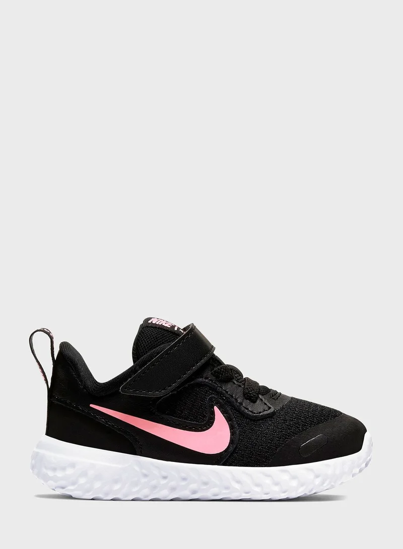 Nike Infant Revolution 5