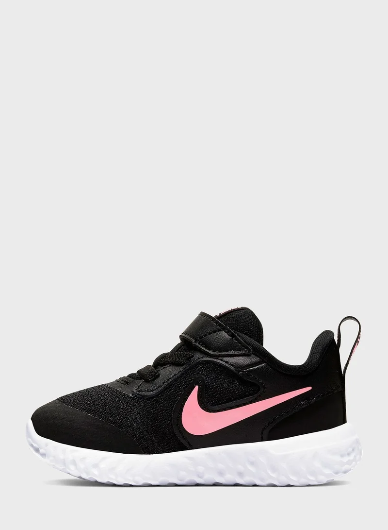 Nike Infant Revolution 5