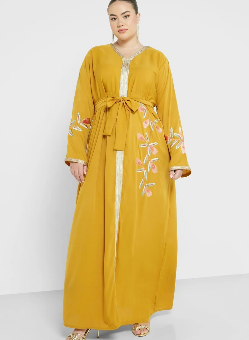 Hayas Closet Curve Floral Embroidered Belted Embroidered Dress