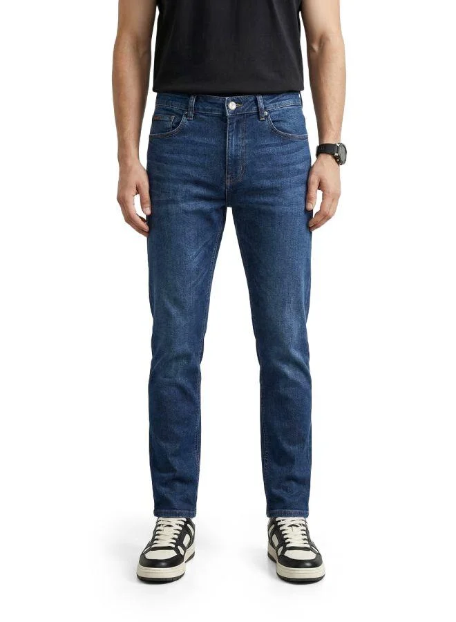 Men Slim Fit Solid Jeans