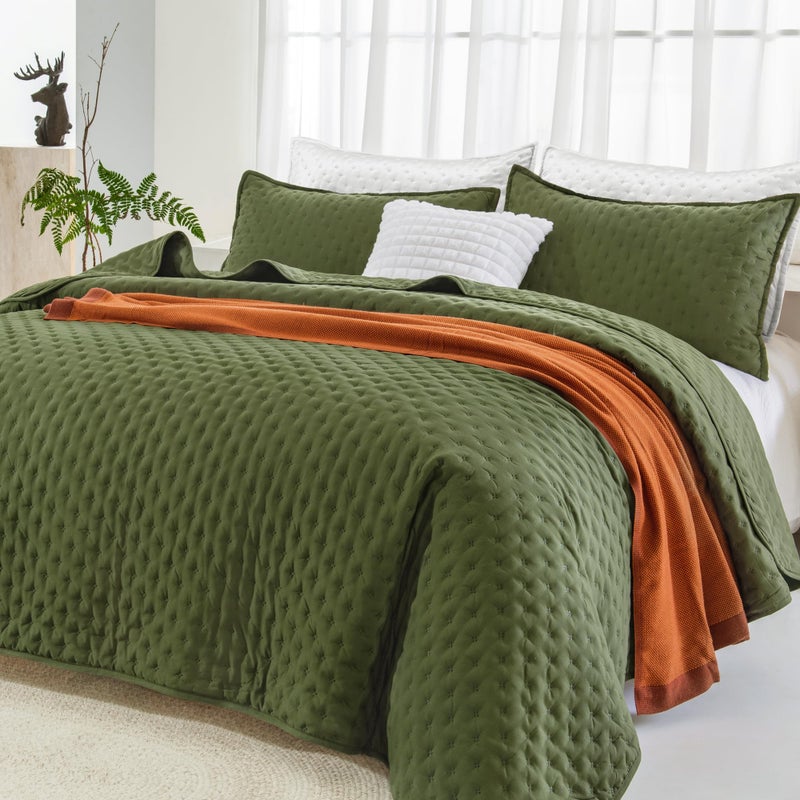 Andency Olive Green California King Size Quilt Bedding Set (112x104 Inch), 3 Pieces Soft Lightweight Bedspread Coverlet - Image 1