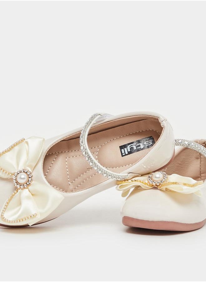 Styli Embellished Round Toe Ballerina Shoes with Bow Detail  - Image 3