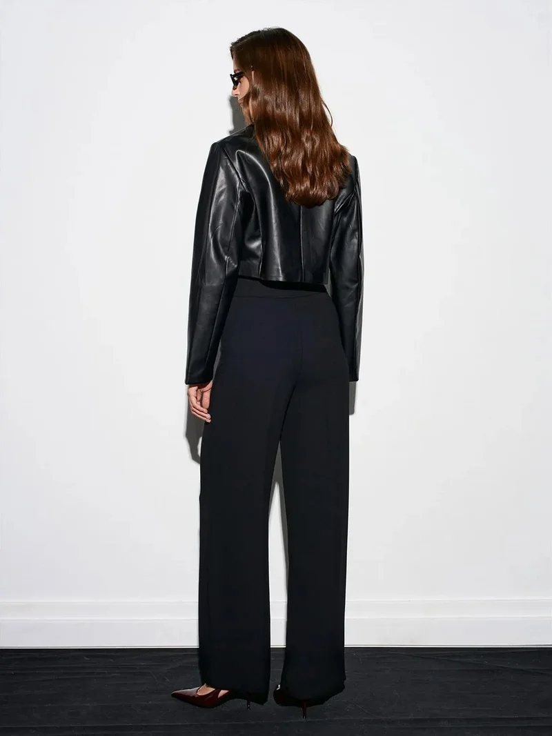 ديلفين DILVIN High-Waist Wide-Leg Crepe Trousers