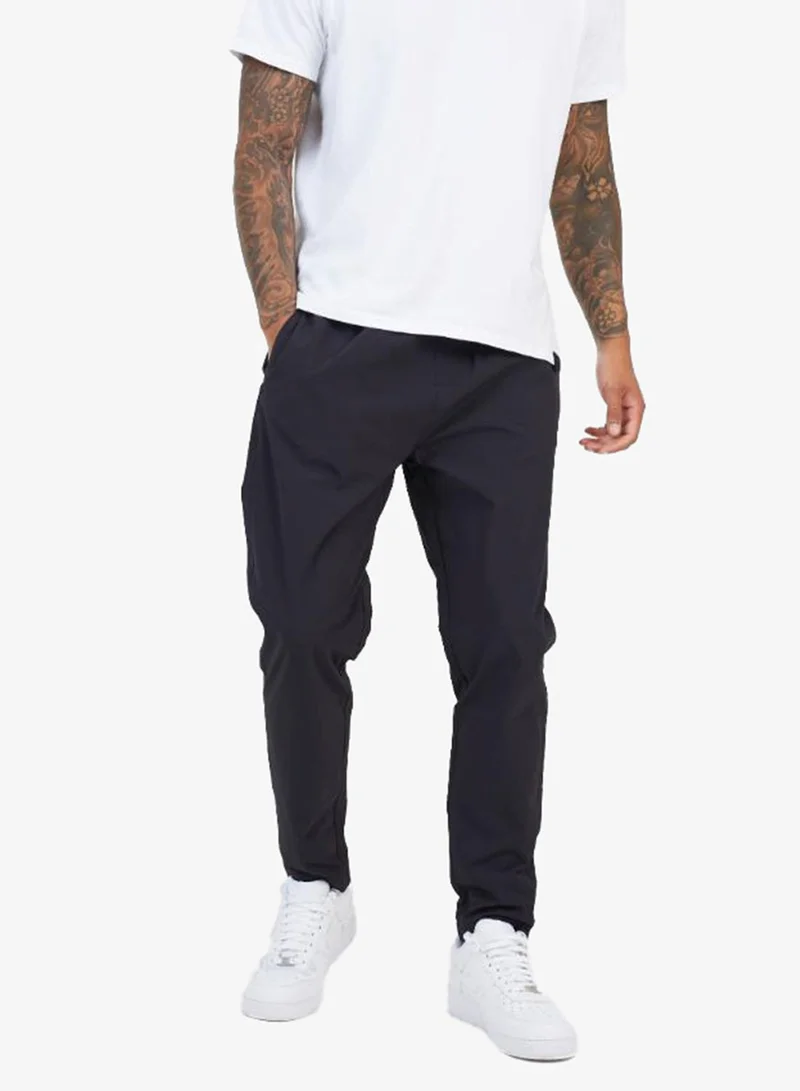 BRAVE SOUL MENS RIPSTOP PANT ELASTICATED WAIST. X1 BACK POCKET X2 SIDE ENTRY POCKETS WITH ZIP.