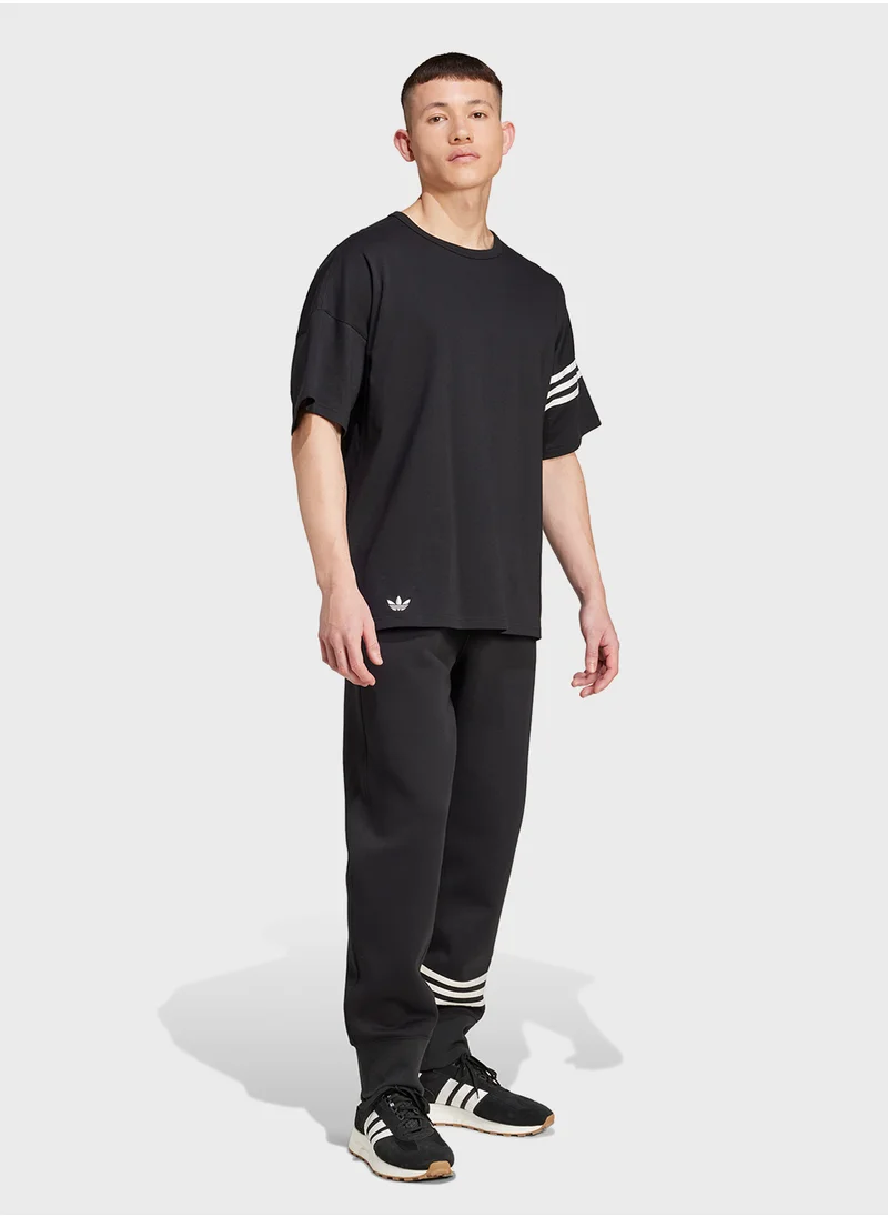 adidas Originals Neuclassic T-Shirt