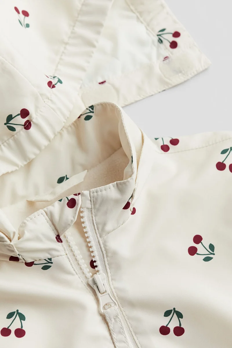 اتش اند ام جاكيت مزين بنقوش