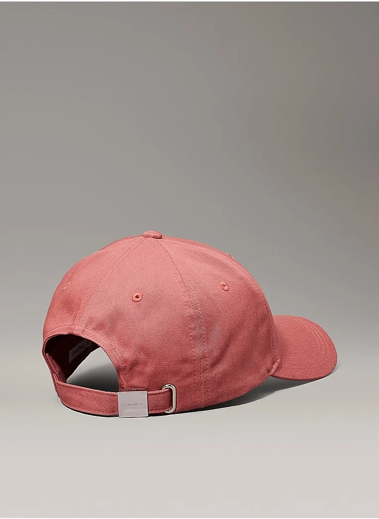 كالفن كلاين Metal Curved Peak Cap