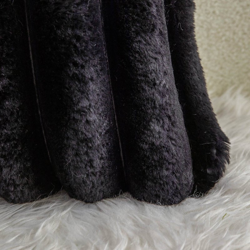 Neelvin Black Faux Fur Fur Dozy Soft Striped Decorative Conval Coverence 16 × 16 بوصة مجموعة من 2 حالة وسادة وسادة مخملية لأريكة الأريكة - Image 5
