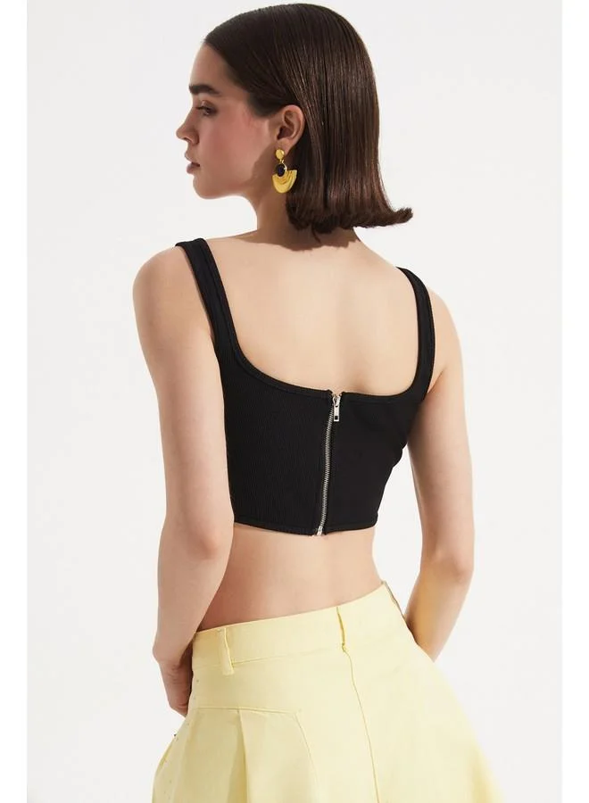 JUNE June Women Fitted Stitching Detailed Camisole Crop Top Blouse Black