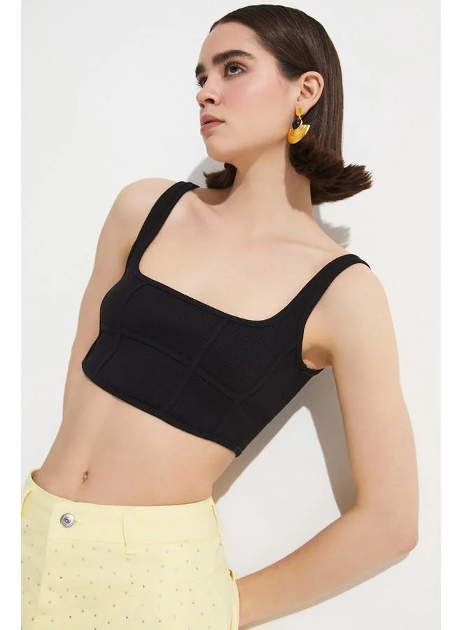 JUNE June Women Fitted Stitching Detailed Camisole Crop Top Blouse Black