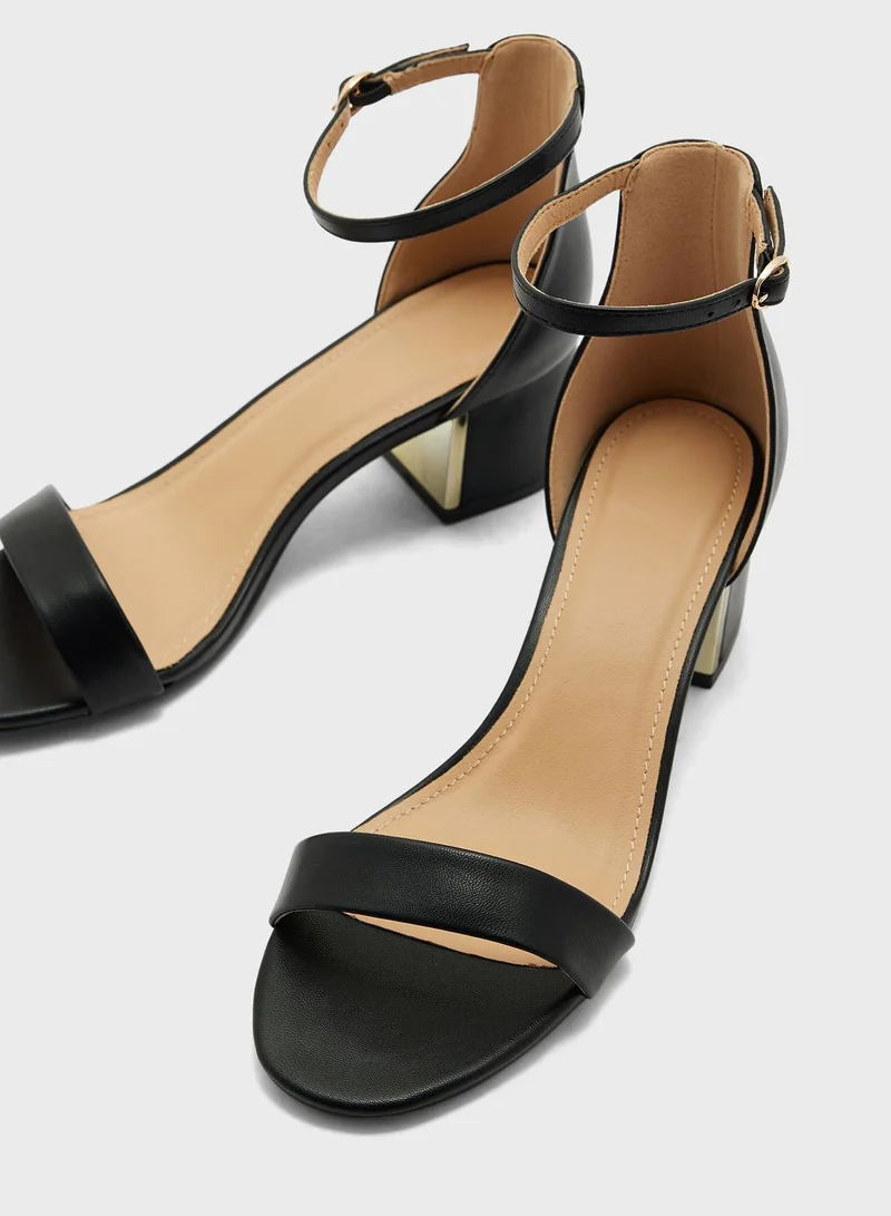 ترافل من نمشي Mid Block Heel Ankle Strap Sandal
