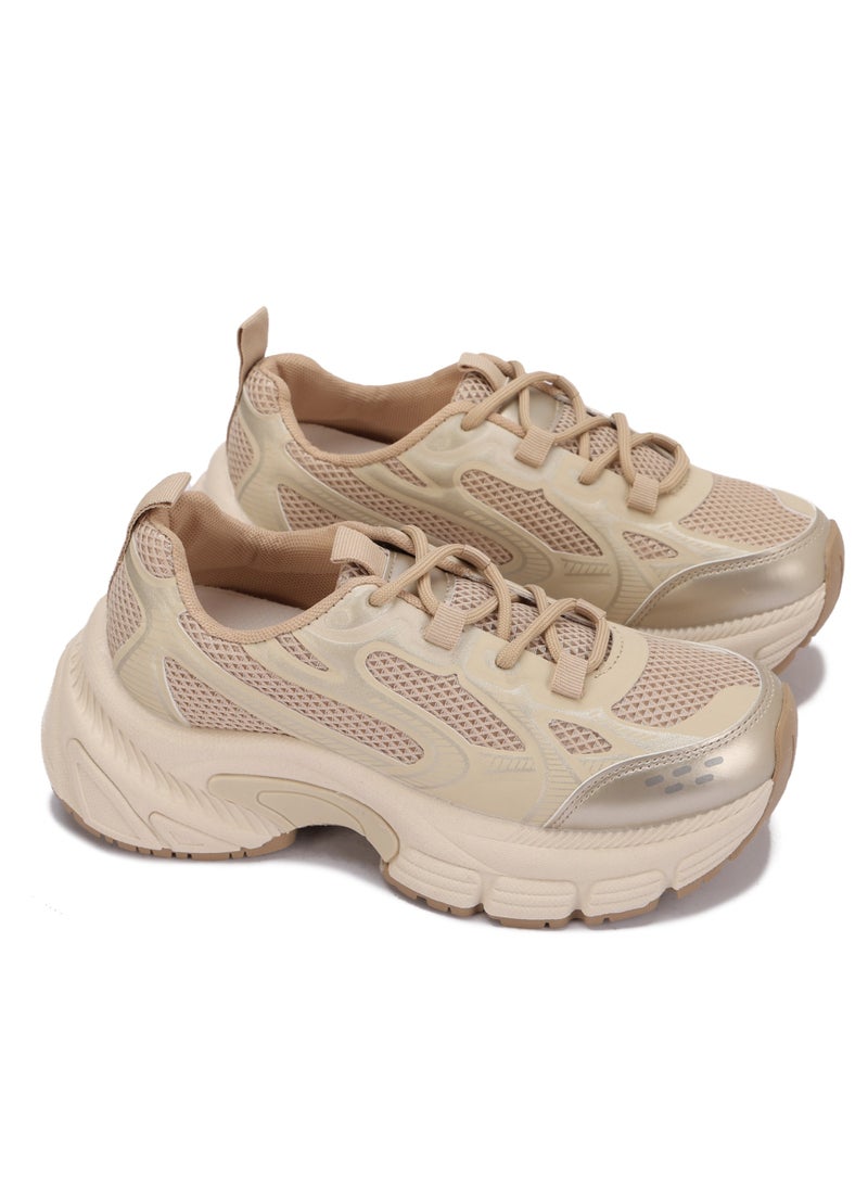 حذاء رياضي نسائي خفيف ومتين بتصميم عصري ونعل مريح - Image 1