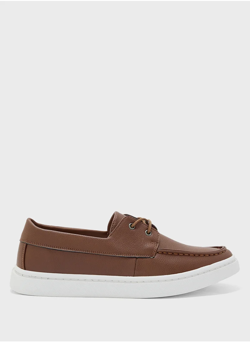 روبرت وود Casual Boat Shoes