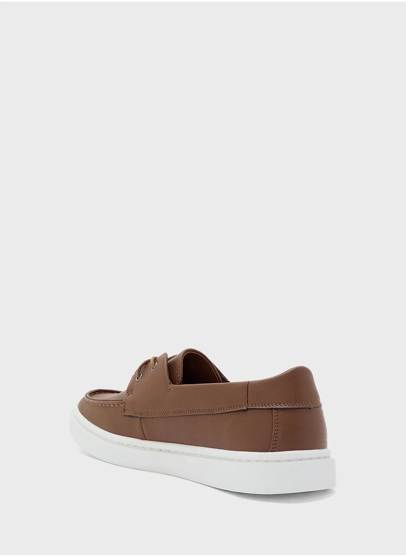 روبرت وود Casual Boat Shoes