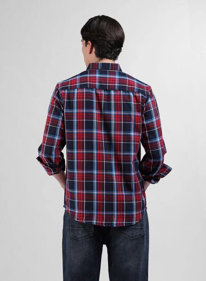 شركة المرآب الهندية Men Slim Fit Checked Cutaway Collar Full Sleeves Shirt