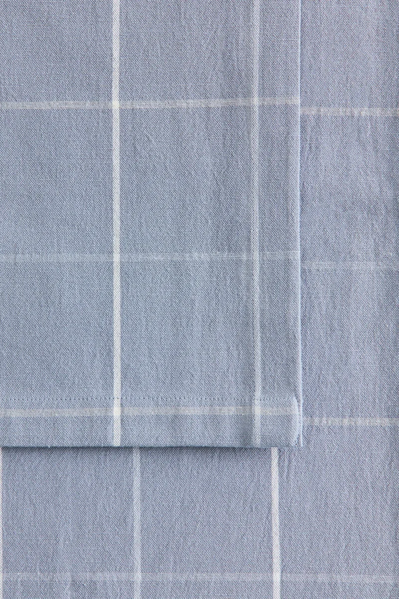 H&M Patterned linen-blend tablecloth
