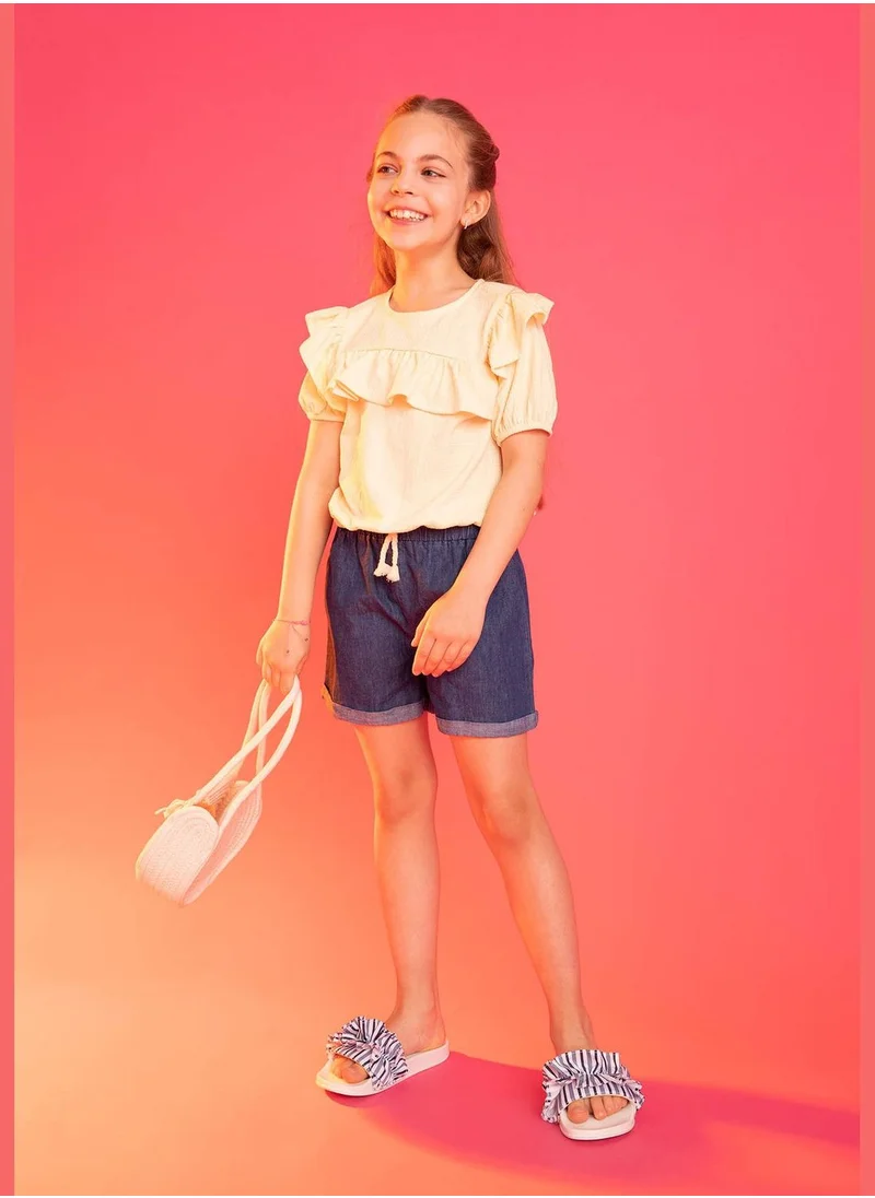 ديفاكتو Short Sleeve Frill Detail Crop T-Shirt