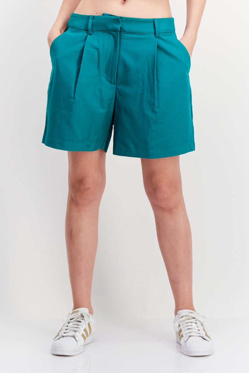 Fire & Glory Women Plain Basic Shorts, Green - Image 1