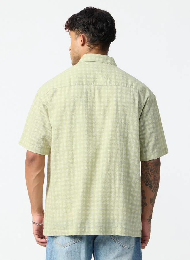 The Souled Store  Men Green Textured Spread Collar Shirt for Men | Best Price UAE