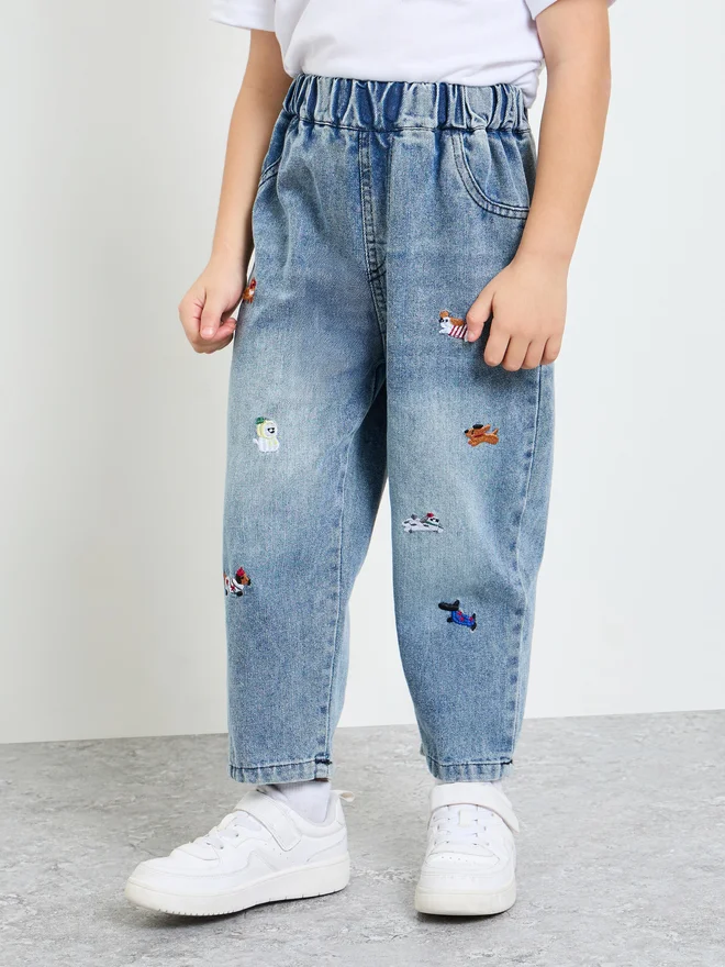 Styli Styli Girls Faded Jeans with Embroidery