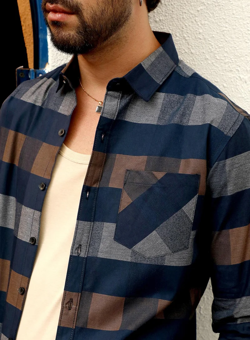 Campus Sutra Men's Grey & Olive Green Gun Club Check Shirt